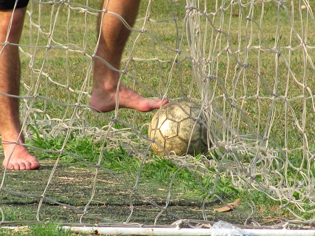 日职战报：桑塔纳等4人破门，浦和红钻4-0大胜川崎前锋